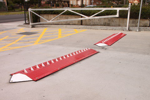 One-Way Spikes System | Above-Ground | Slow-Go Speed Hump