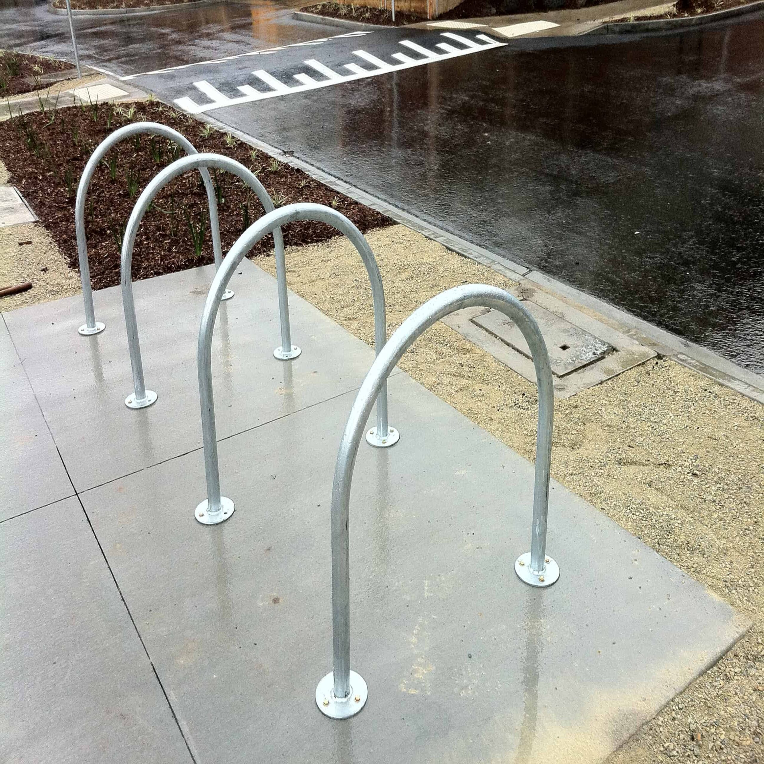 Hoop Bike Rail (galvanised)| BIKERACK-HOOPGB