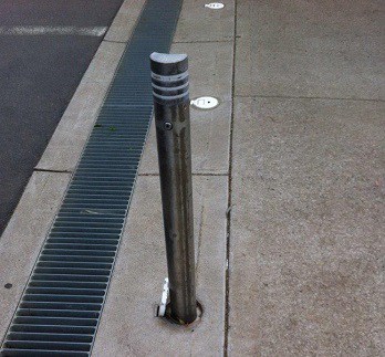 Top Locking Retractable Bollard | TLB-3SS
